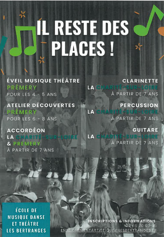 enfants en répetition sur fond noir avec note de musique 