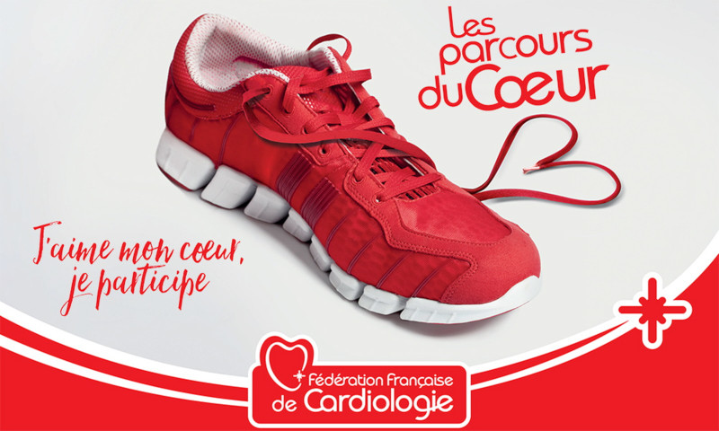 affiche représentant une chaussure de sport dont le lacet est en forme de coeur.